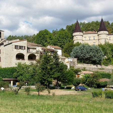 Location De Gites Les Sources Chambonas/Les Vans Zewnętrze zdjęcie